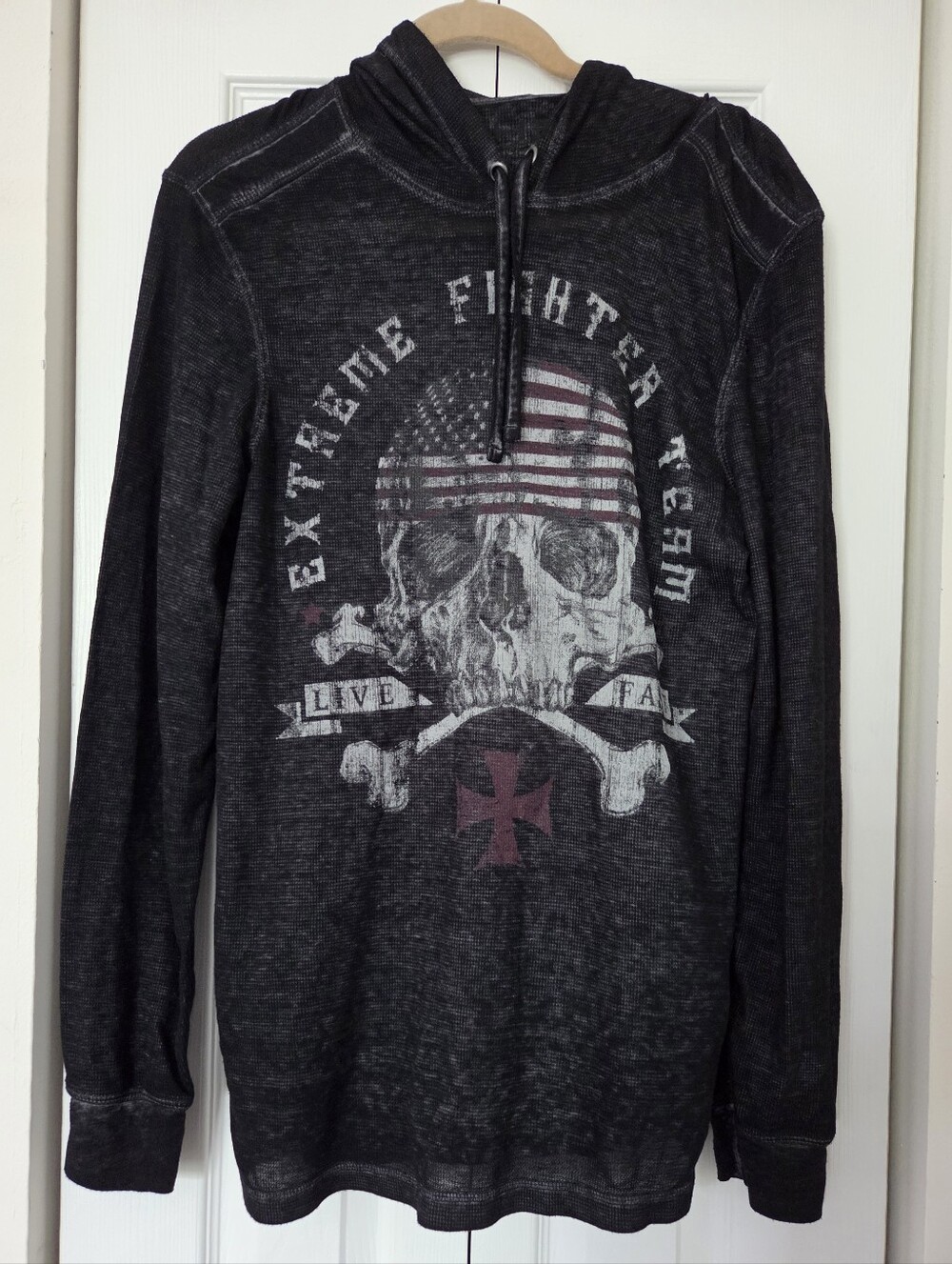 Helix Black Hooded Lightweight Sweater with Skull & Flag Graphic